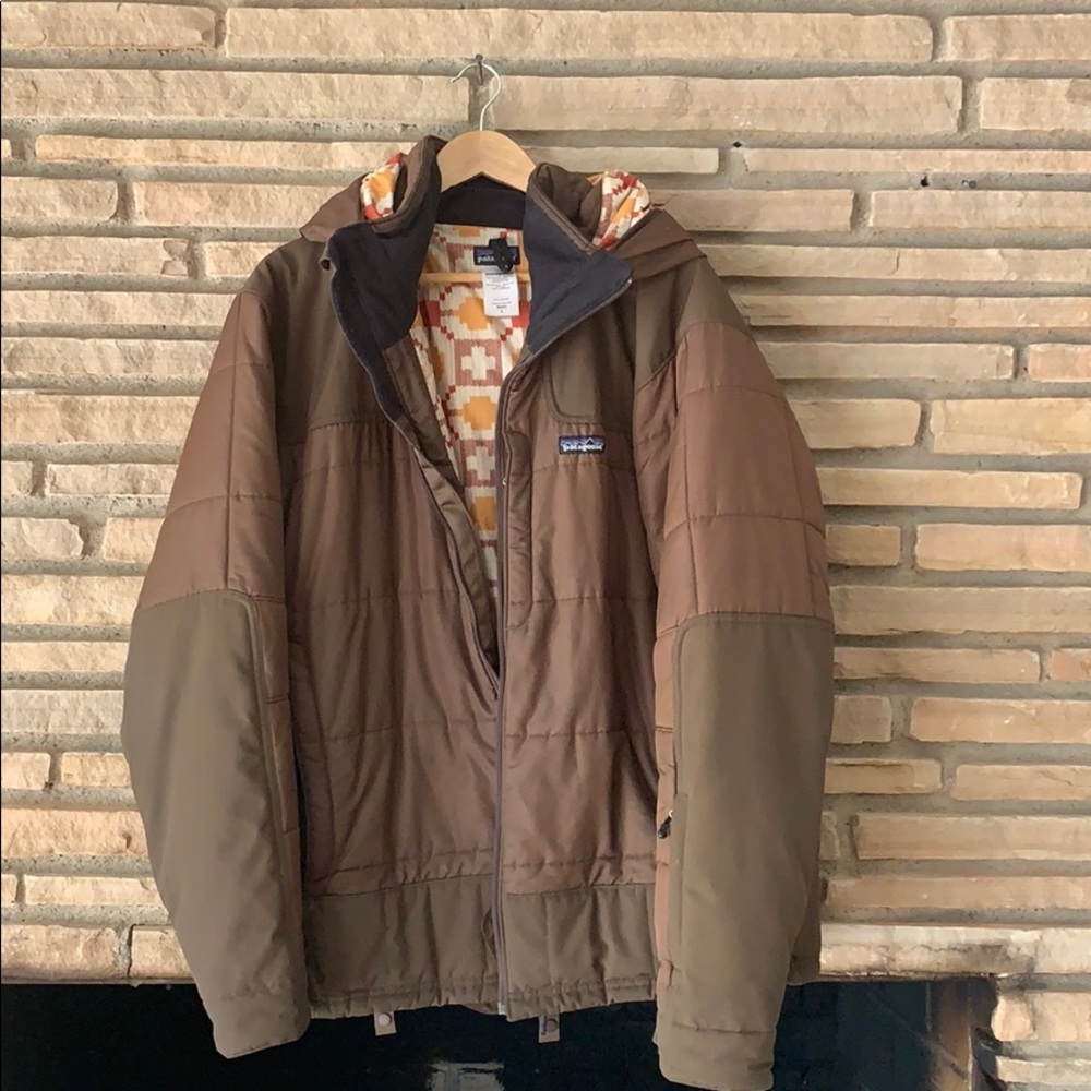 Men’s Patagonia snow coat!